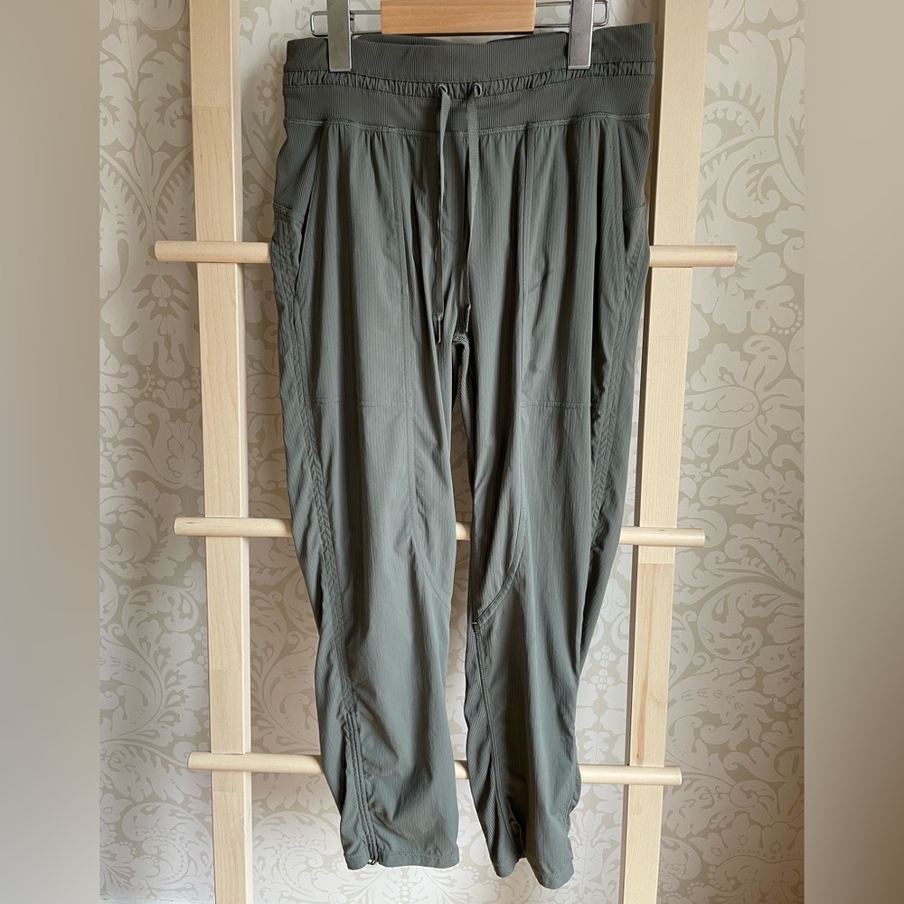 Lululemon Studio Pants 25”